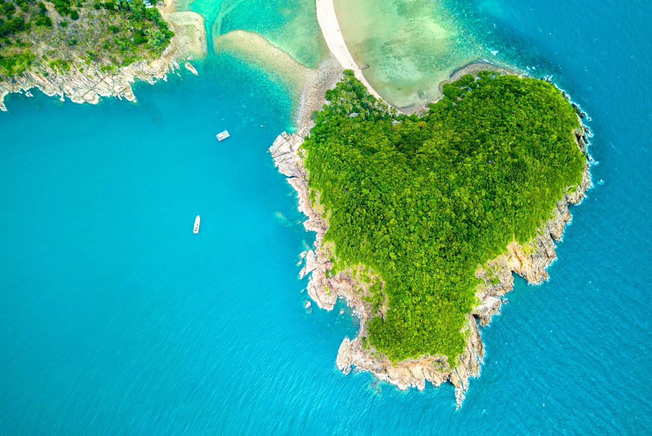 Day 4: Koh Taen – Koh Phangan (22.00 NM)